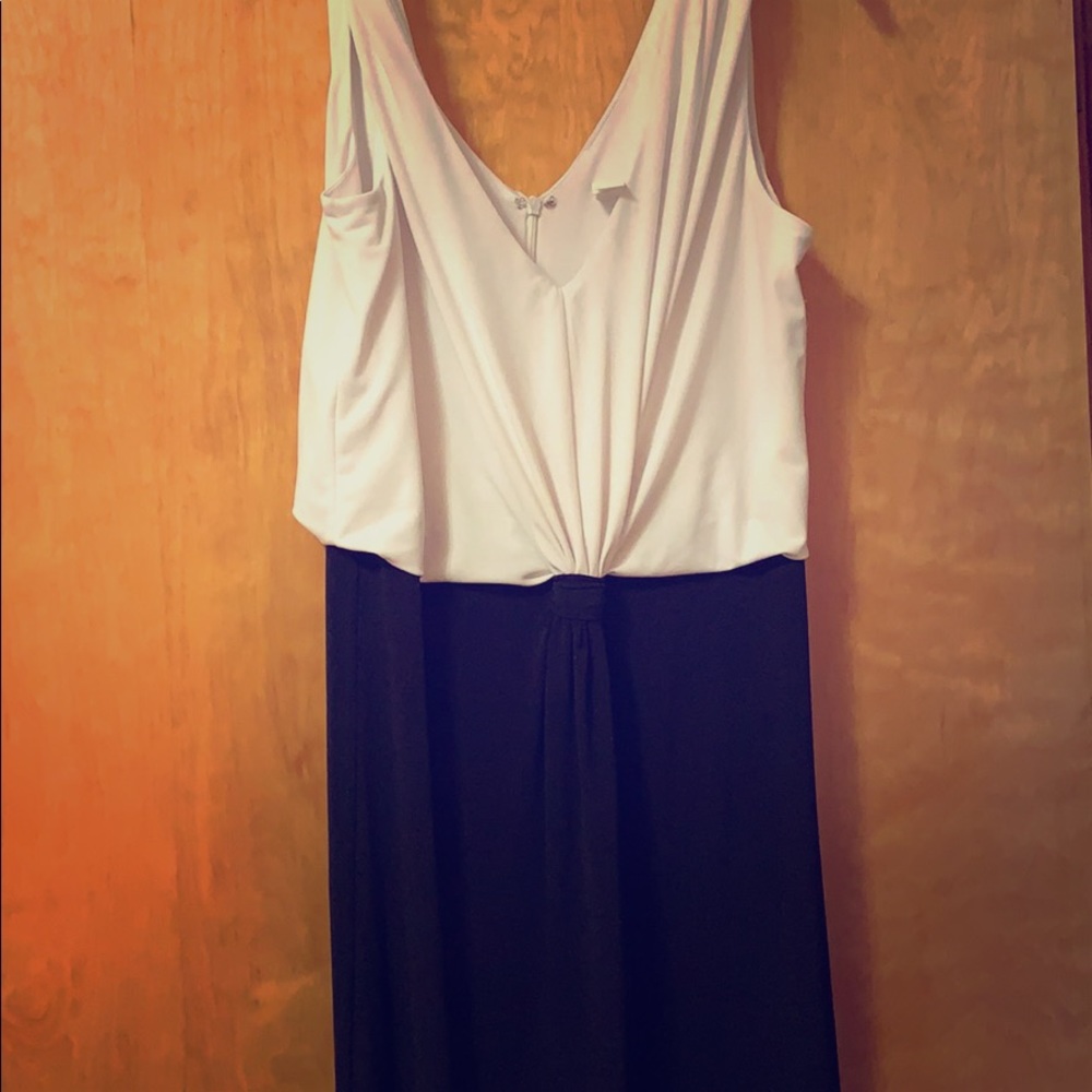 Sangria black and white long dress